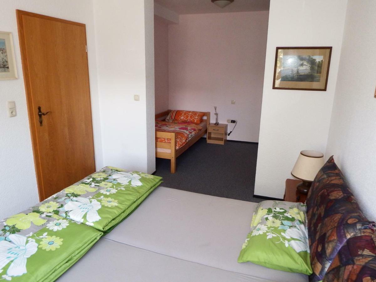 Nette Ferienwohnung Mit Eigenem Eingang Und Sonnenterrasse Идщайн Екстериор снимка