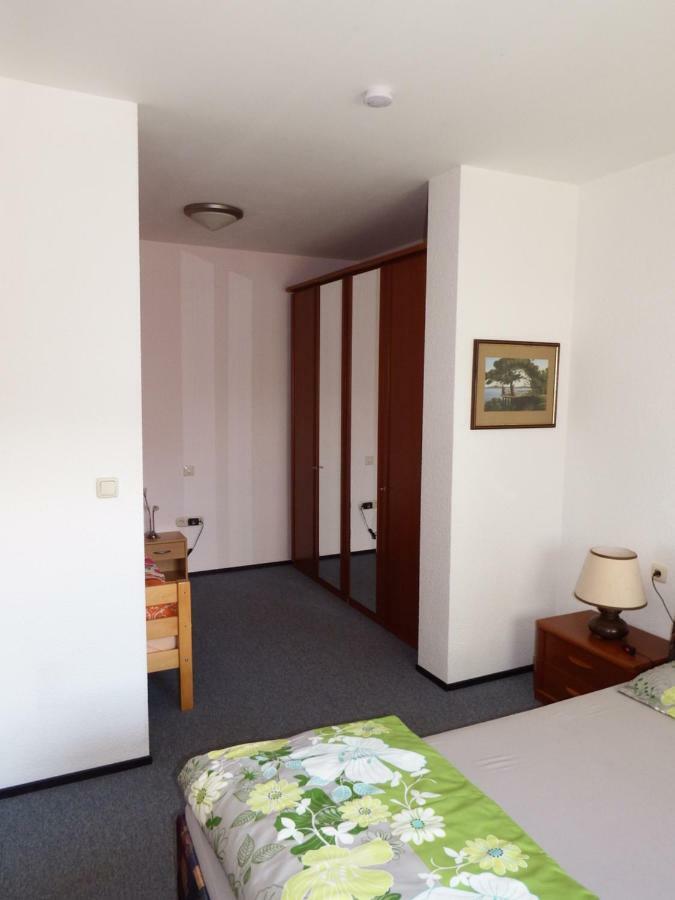 Nette Ferienwohnung Mit Eigenem Eingang Und Sonnenterrasse Идщайн Екстериор снимка
