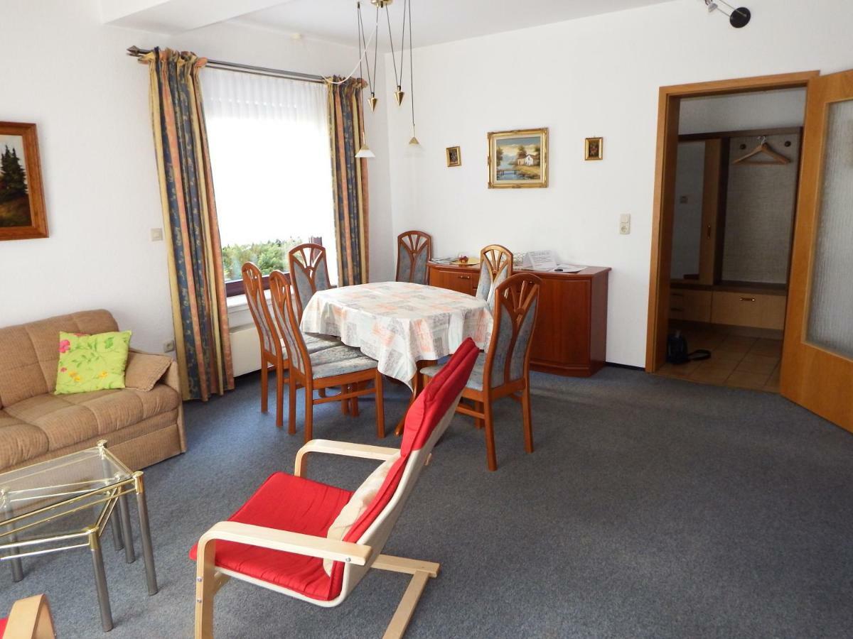 Nette Ferienwohnung Mit Eigenem Eingang Und Sonnenterrasse Идщайн Екстериор снимка